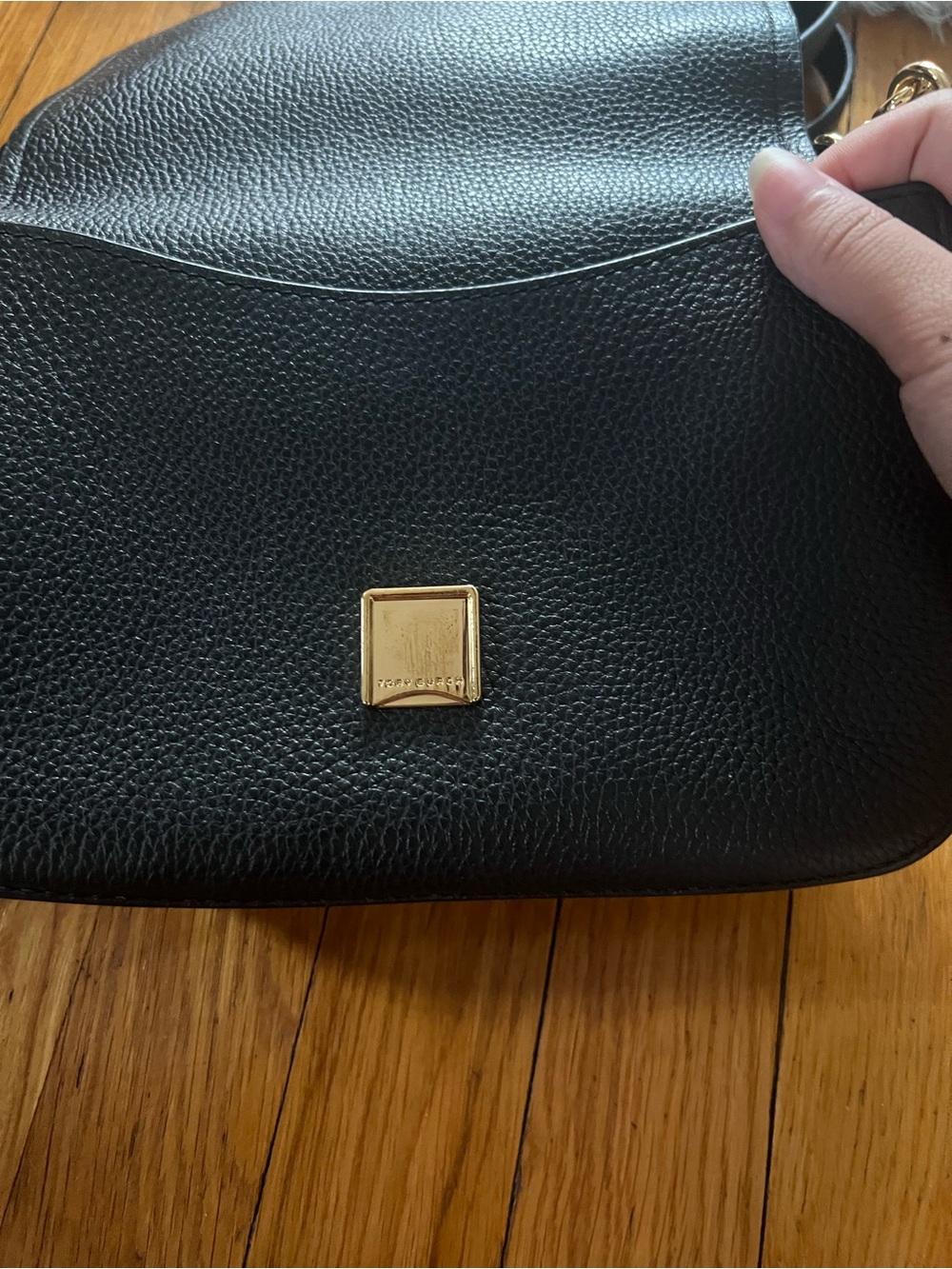 Tory Burch Black Pebbled Leather Crossbody with Gold Hardware - Picture 7 of 7
